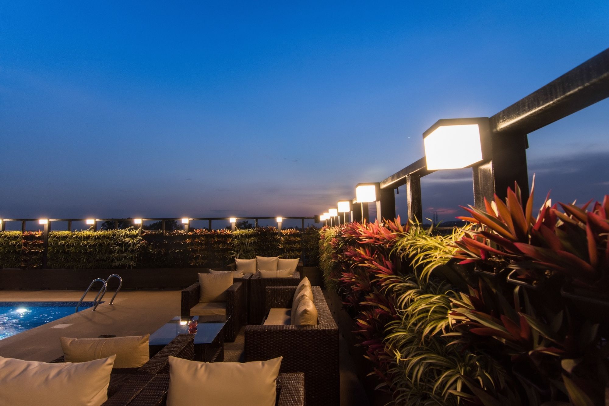 Roopa Elite Hotel Mysore Exterior photo